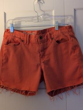 Madewell Frayed Hem Jean Shorts - Coral
